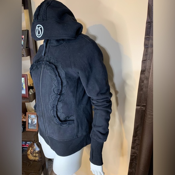 Lululemon hoodie - Picture 4 of 12